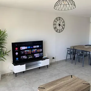 https://maracuja-8-au-centre-dorient-bay-plage-a-100m.comcaribbean.com